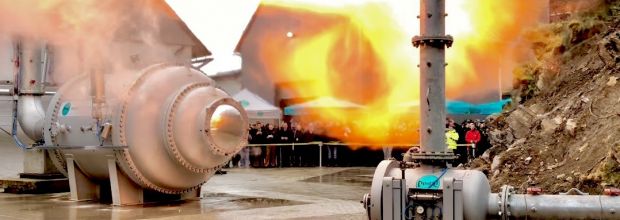 Explosion auf dem Explosionsschutz Test-Center Gelände der Rembe Safety+Control in Brilon