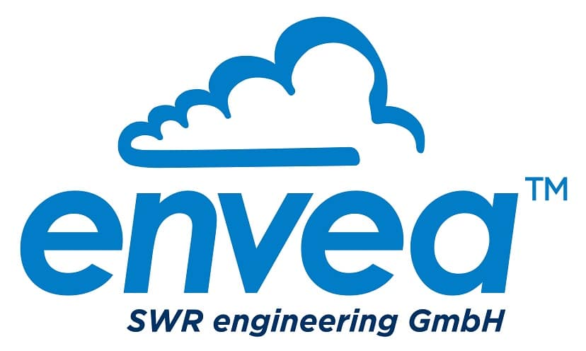 Logo der Envea. Wolke über dem Wort envea mit einem Trademark Zeichen oben rechts. Darunter SWR engineering GmbH.