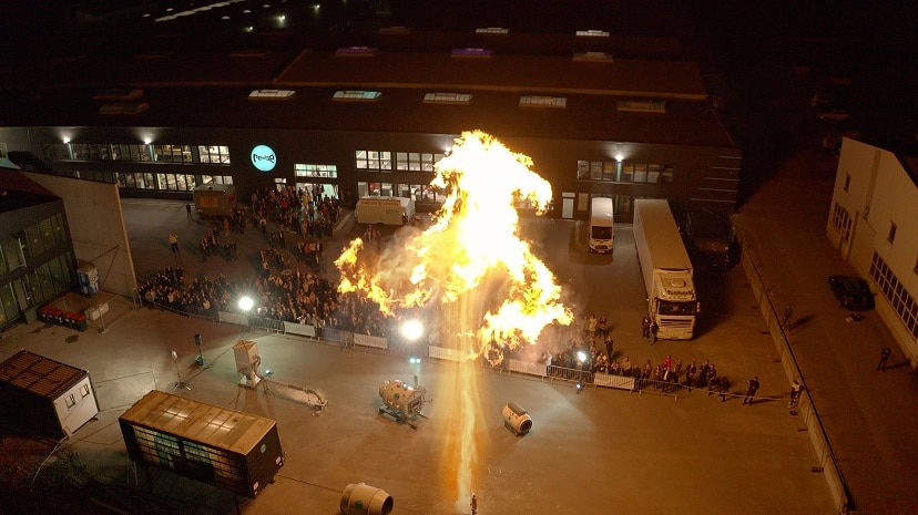 Demonstration einer Explosion auf dem Firmengelände der Rembe GmbH Safety+Control in Brilon