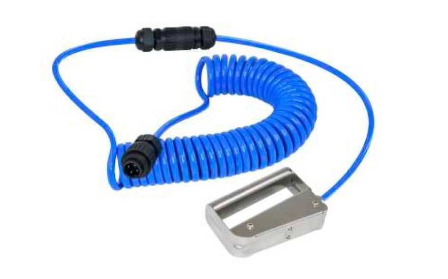 Blaues Kabel mit Erdungsklemmen