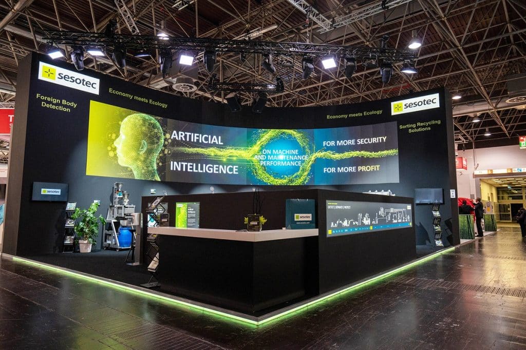 Meessstand der Sesotec auf der Messe K