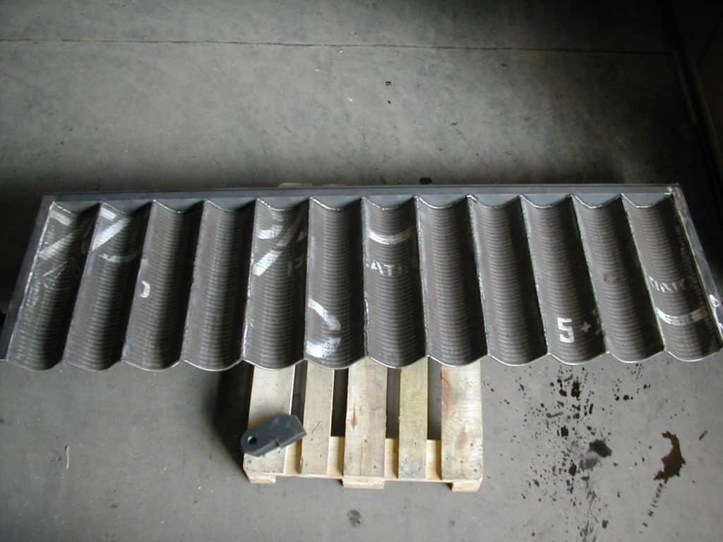 Castolin Eutectic Castodur Diamond Plates (CDP®) in Wellenform.