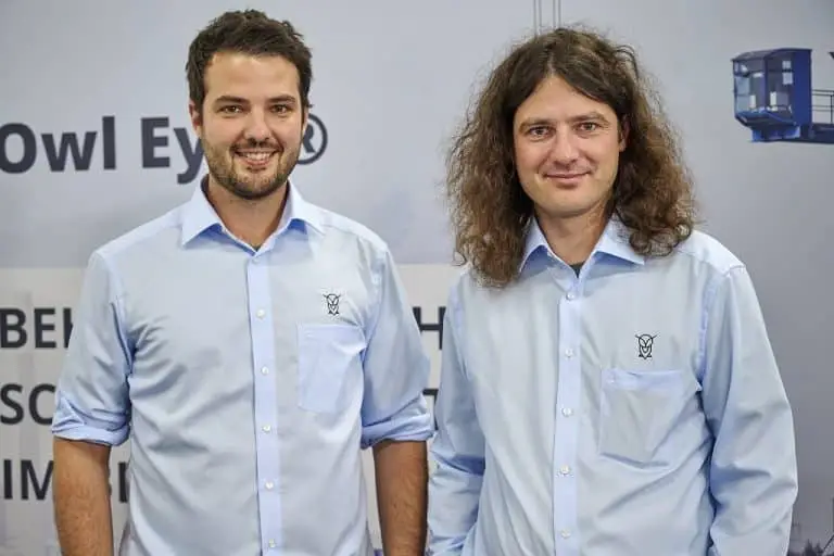 Quirin und Severin Kraus auf Sachtleben Technology dem Messestand der Powtech 2023