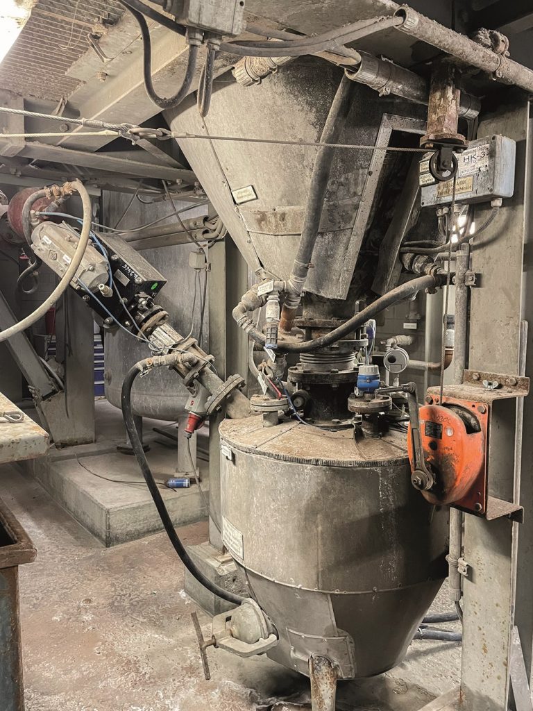Älteres industrielles Fördersystem