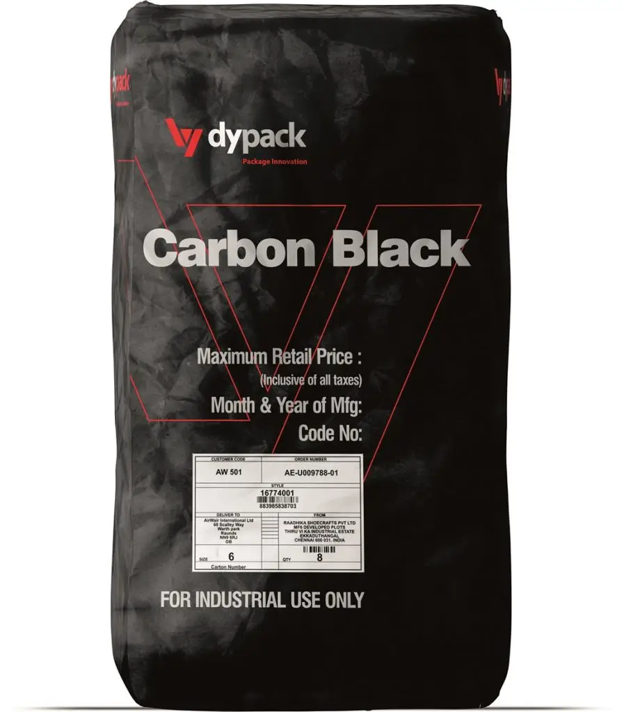 Schwarzer Sack mit rotem Logo und Beschriftung Carbon Black