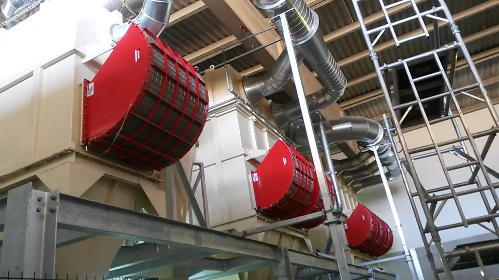 Druckentlastungselemente in einer Industriehalle