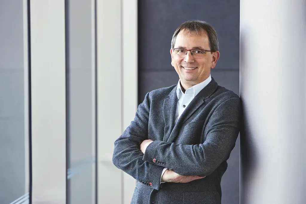 Volker Doscher der OAS AG