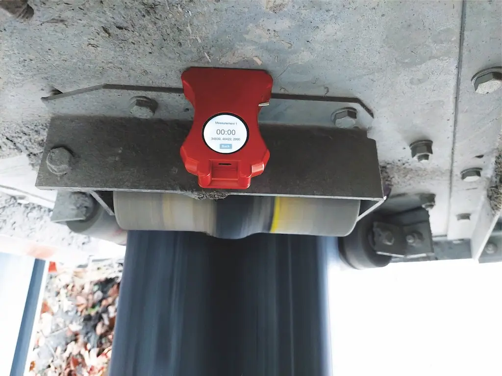 Messer für Vibration an Rollenlagern