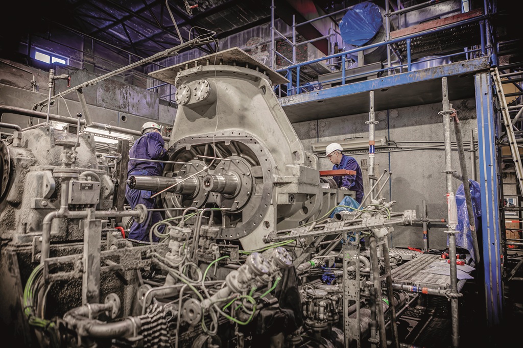 Industrie XXL Verdichter, beim Zusammenbau