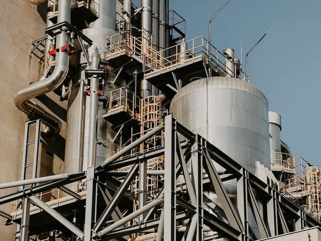 Industrieanlage ausgerüstet mti UWT Sensorik