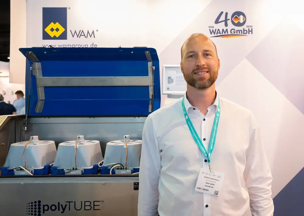 Ausstellerstand von WAM GmbH mit Förder- und Entstaubungstechnik für Recyclinganwendungen auf der Battery Recycling Expo